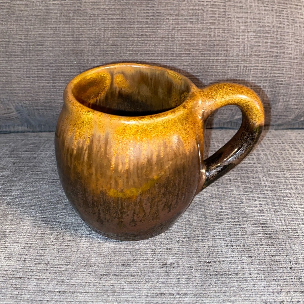 2009 Pigeon River Pottery Hand Crafted Brown Metallic Glaze Mug Coffee Cup